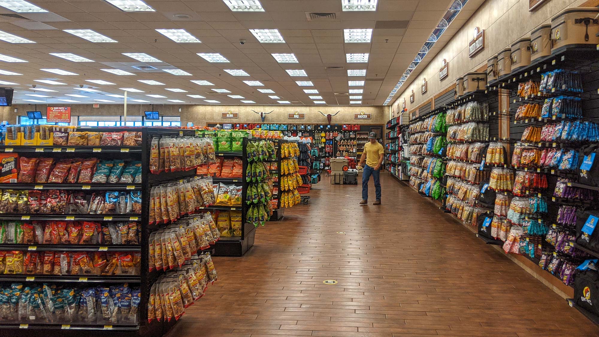 Ultimate Guide to Bucee's Food 15+ Best Snacks!