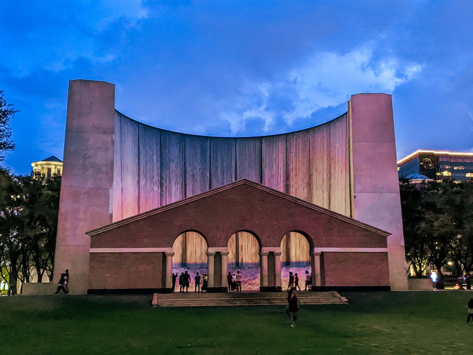 Houston's Crown Jewel The Gerald D. Hines Waterwall