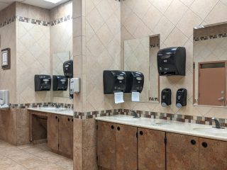 15 Go-to Snacks to Buy at Buc-ees - Not your average gas station!